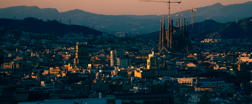 Els estrangers inverteixen més en l’àmbit immobiliari a Barcelona que a Madrid